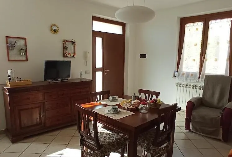 Appartamento Il Glicine 몬탈치노 아파트